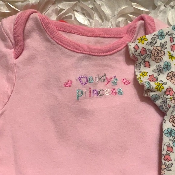 3/$30 Daddy’s Princess 3 month Onesie Bundle! (7) - Picture 2 of 4
